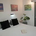 Rose Nr1 Apartmán Mesongí